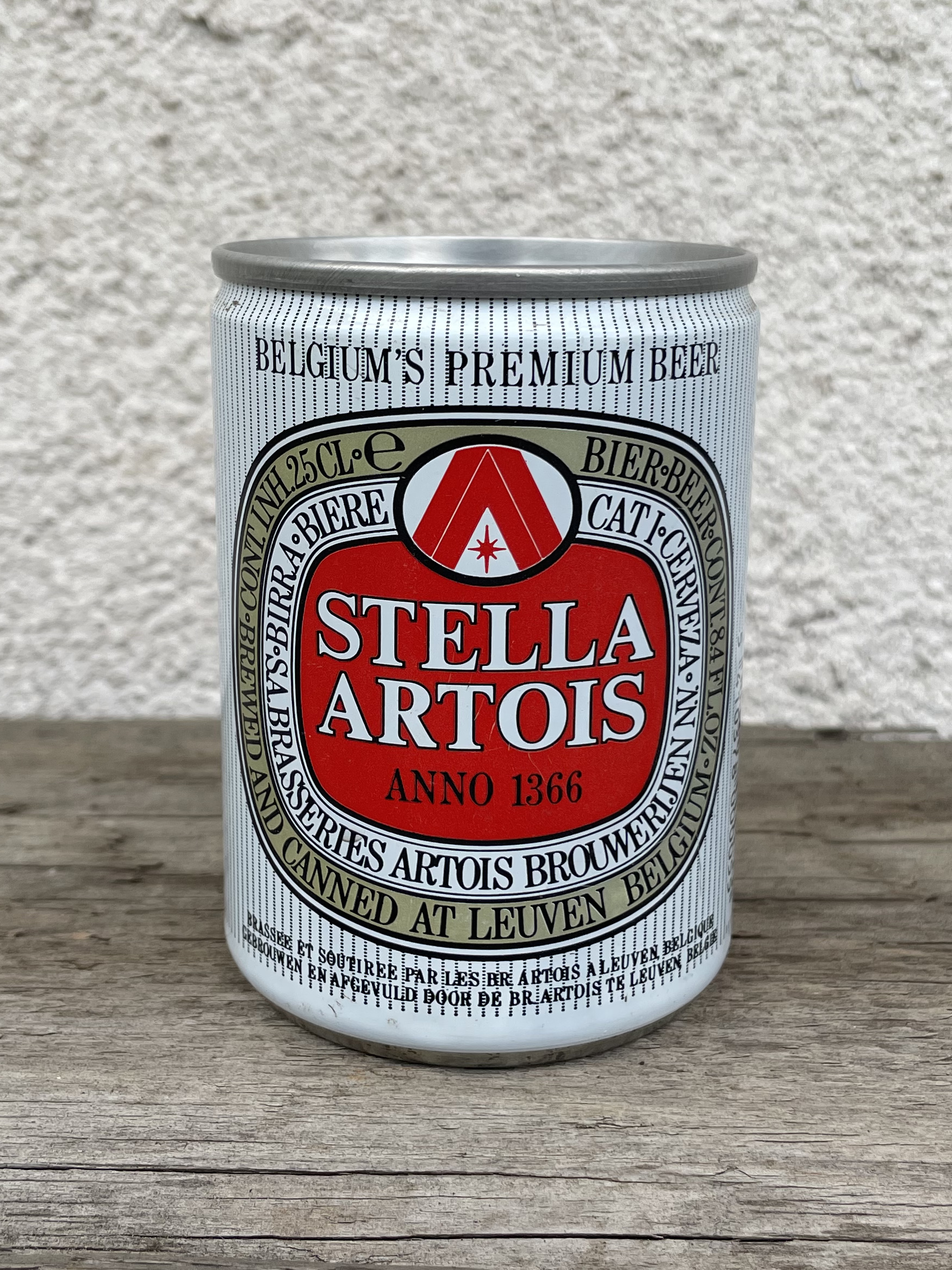 Stella Artois plechovka